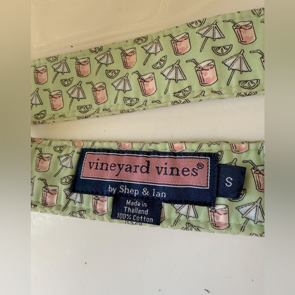 Vineyard Vines cocktail themed belt